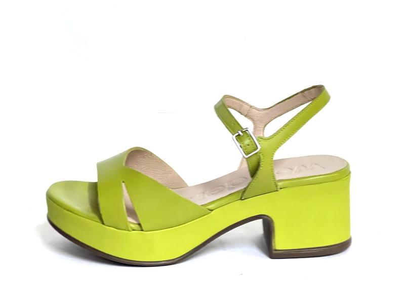 D8841 APLLE Scarpa donna Wonders sandalo pelle tacco plateau verde plantare gel