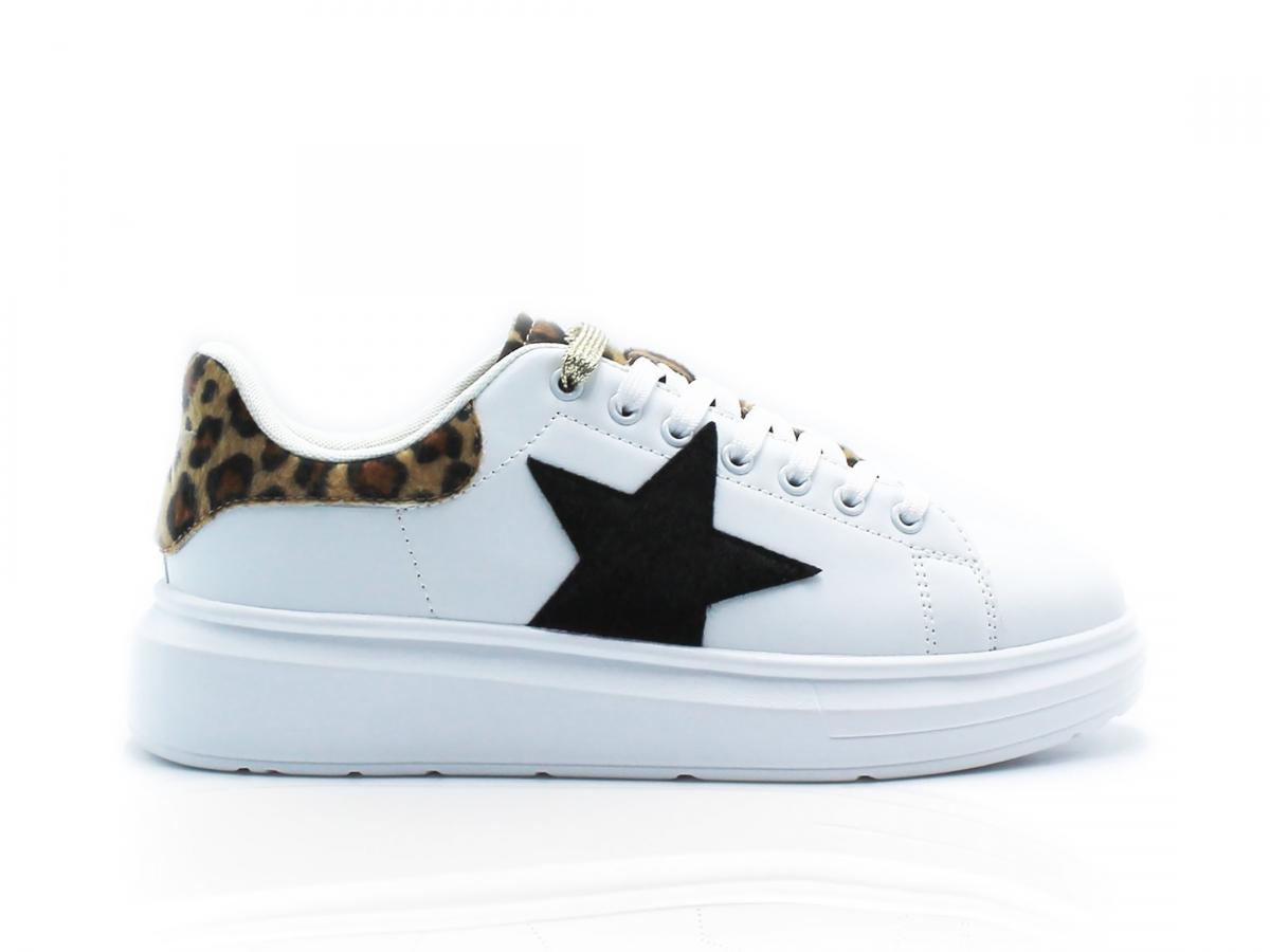 Sneakers donna con stella hotsell